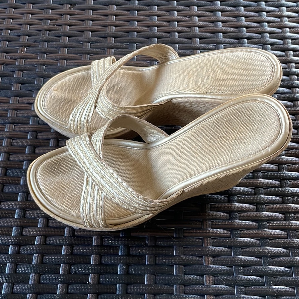 Sandals - Picture 2 of 5